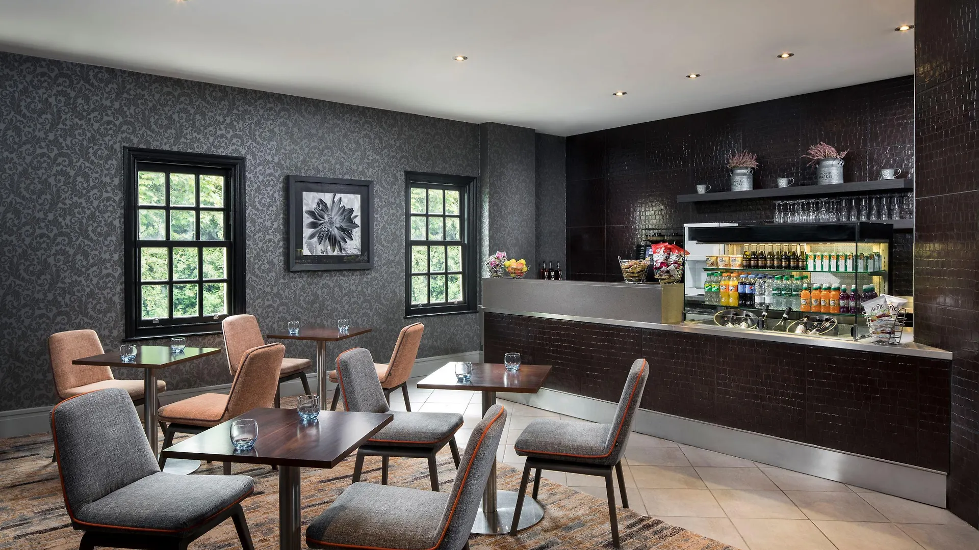 **** Hotel Oulton Hall Hotel, Spa & Golf Resort Leeds  Wielka Brytania